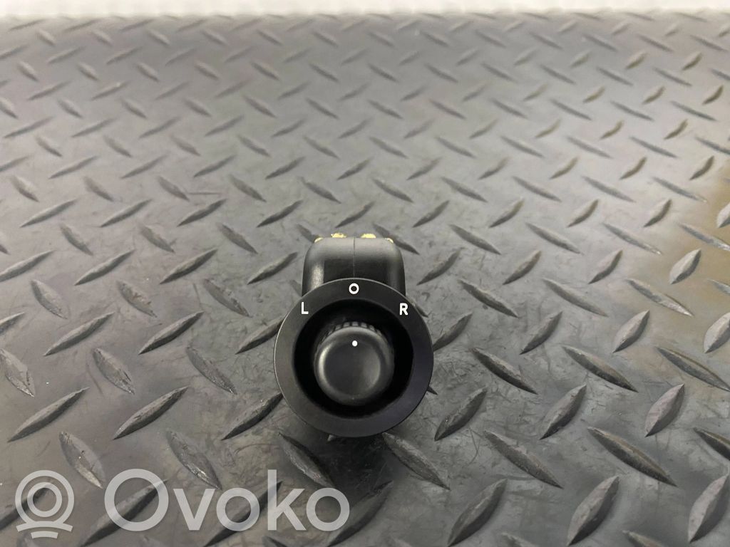 Chrysler Sebring (JS) Wing mirror switch 