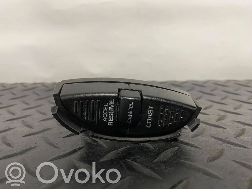 Dodge Durango I Interruptores/botones de la columna de dirección 