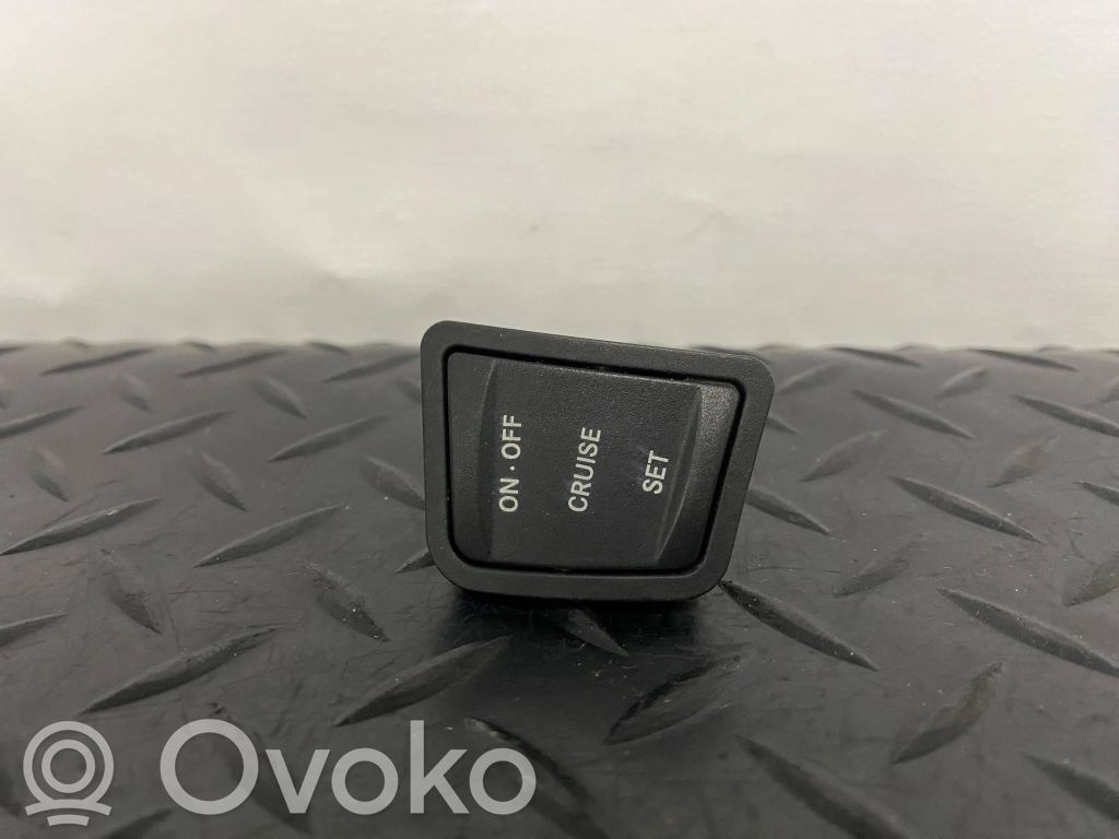 Jeep Grand Cherokee (WK) Steering wheel buttons/switches 