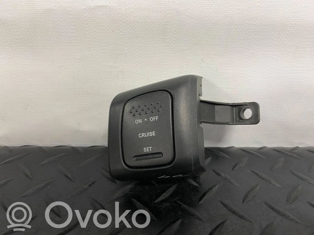 Dodge RAM Schalter Tempomat 