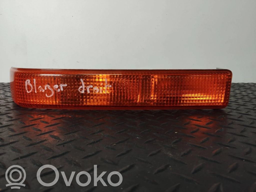 Chevrolet Blazer S10 Front fender indicator light 