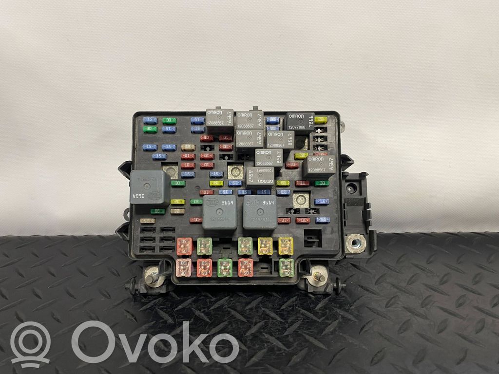 GMC Yukon Juego de caja de fusibles 