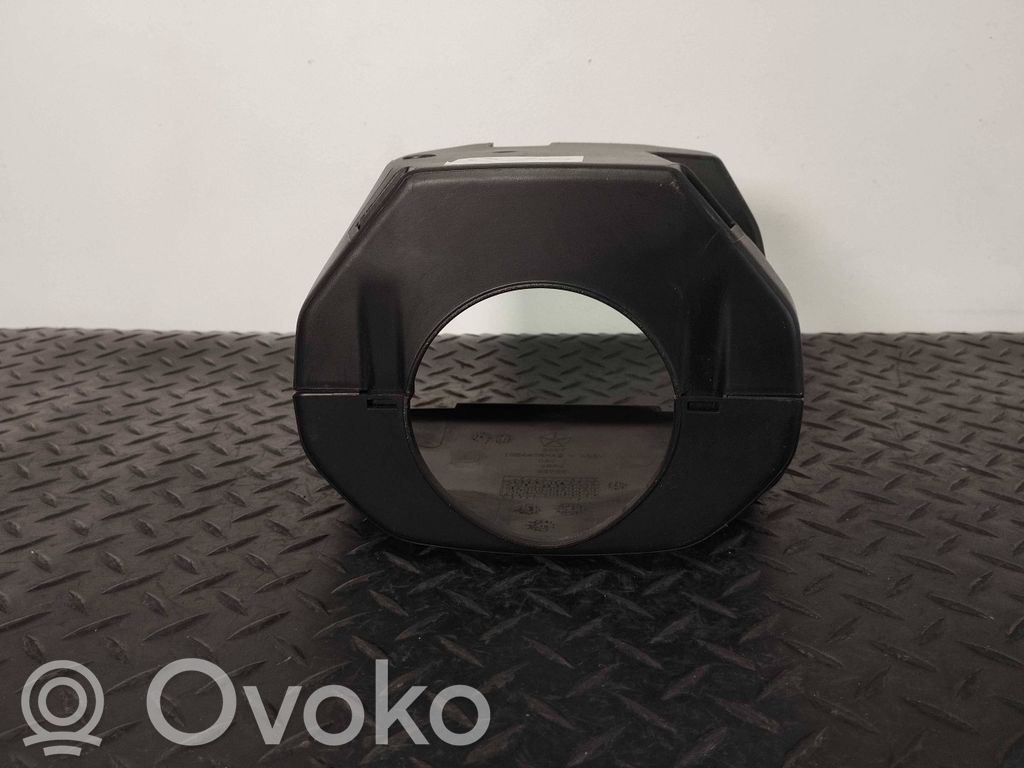 Dodge RAM 1500 DS Steering wheel column trim 