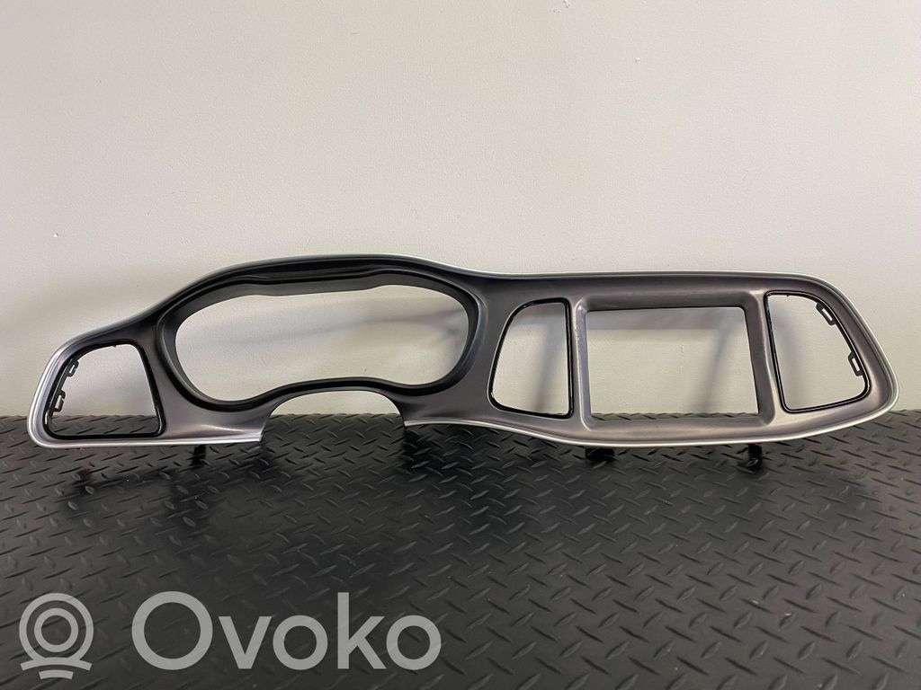 Dodge Challenger Panelės apdailos skydas (centrinis) 