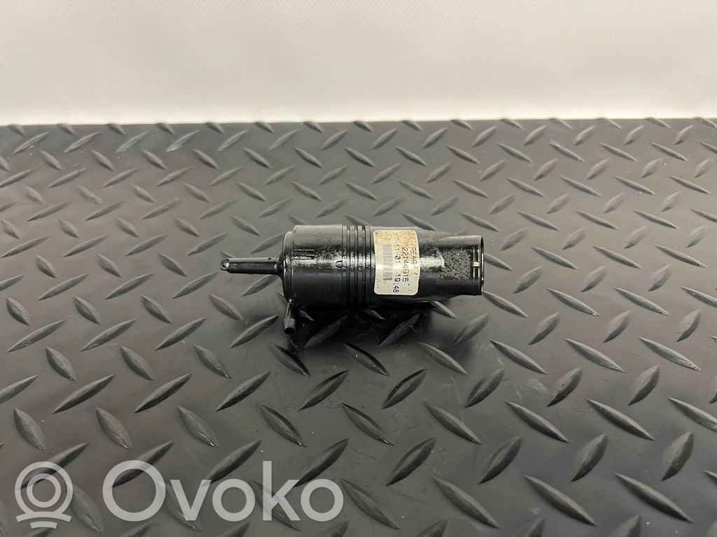 Cadillac Escalade Windscreen/windshield washer pump 