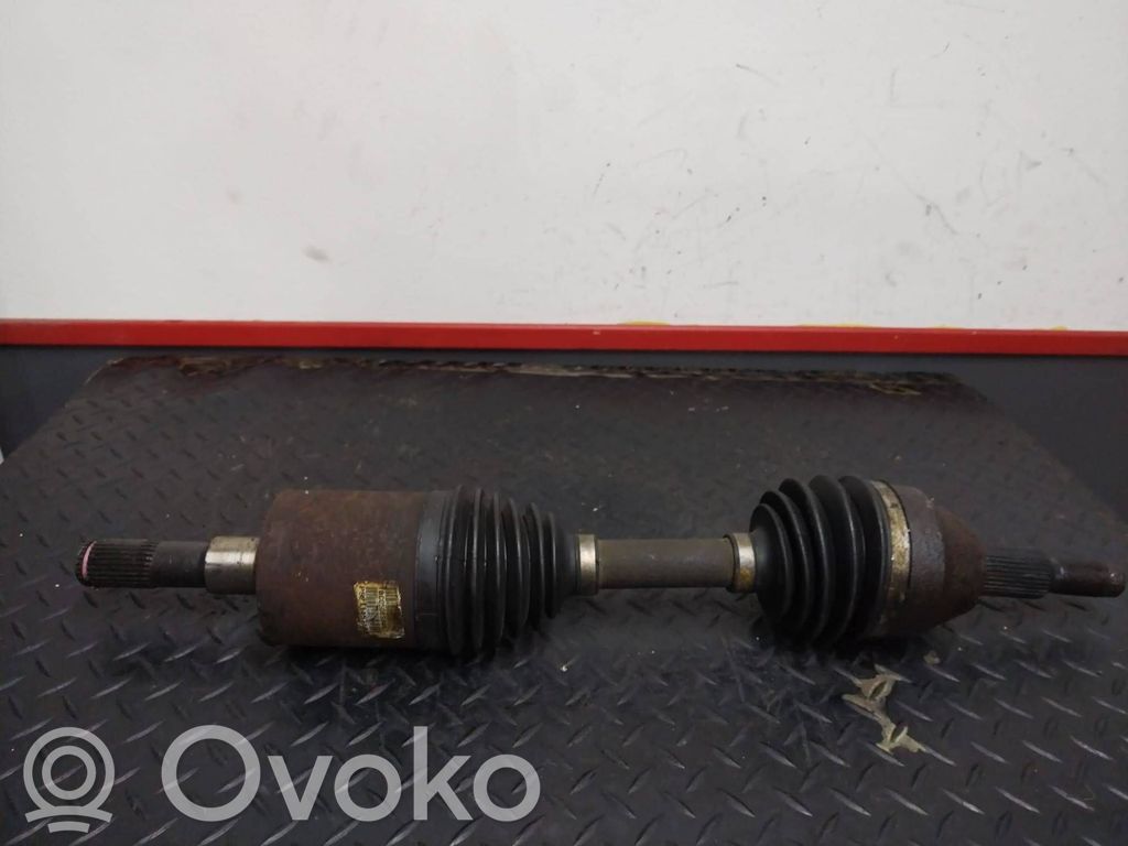 Dodge Nitro Priekinis pusašis 