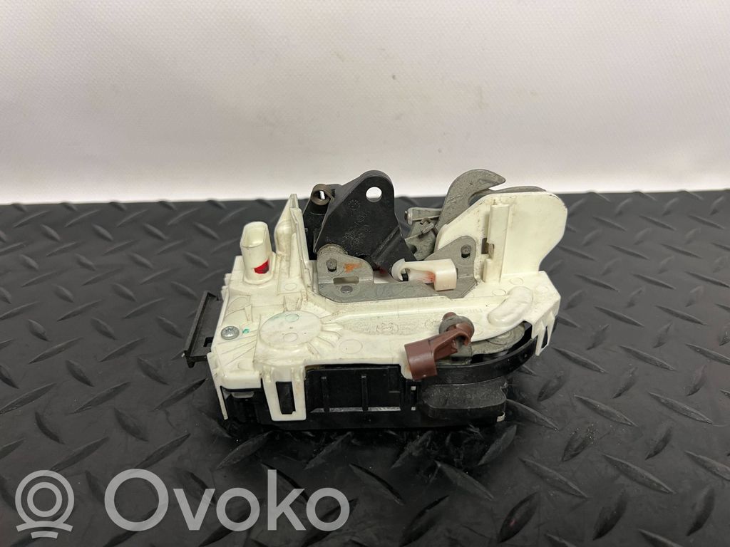 Jeep Compass Galinių durų spyna 