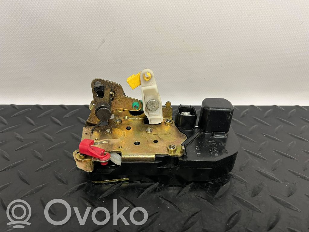 Jeep Cherokee Zamek drzwi tylnych 