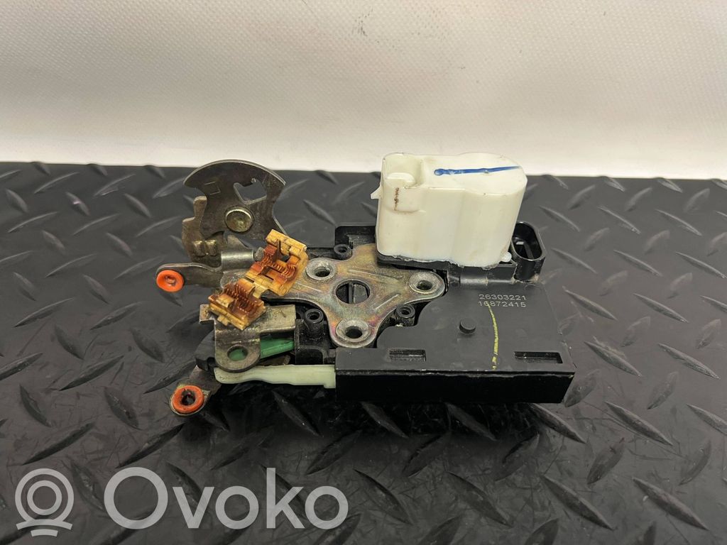 Chevrolet TrailBlazer Front door lock 