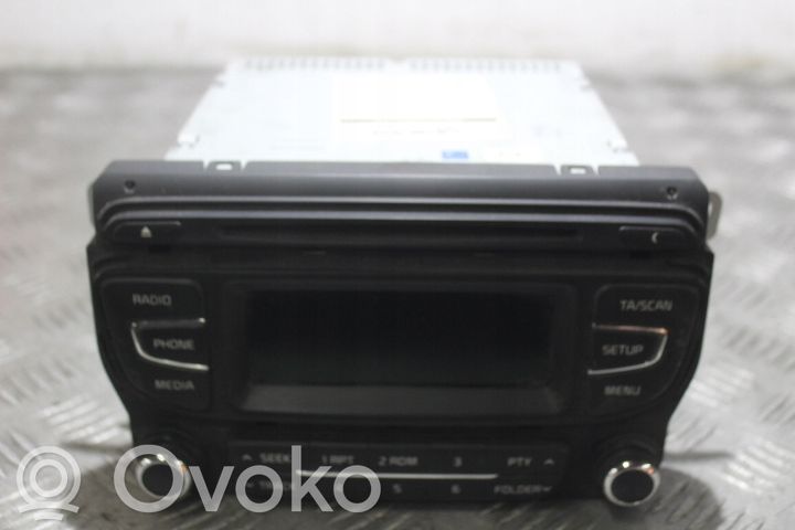 Radio / CD-Player / DVD-Player / Navigation   AC110A2EE