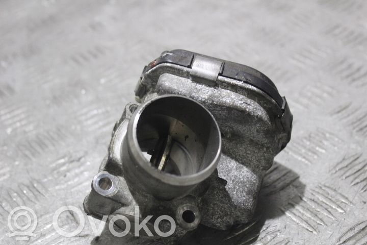 Peugeot 308 Throttle valve 