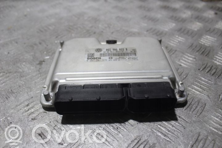 Volkswagen Touran I Engine control unit/module 