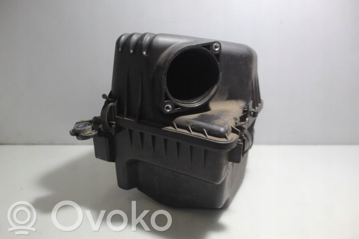 Air filter box