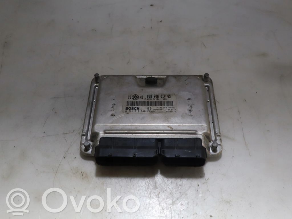 Volkswagen PASSAT B5.5 Centralina/modulo motore ECU
