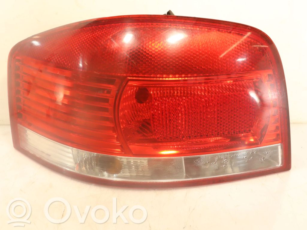 Lampa tylna