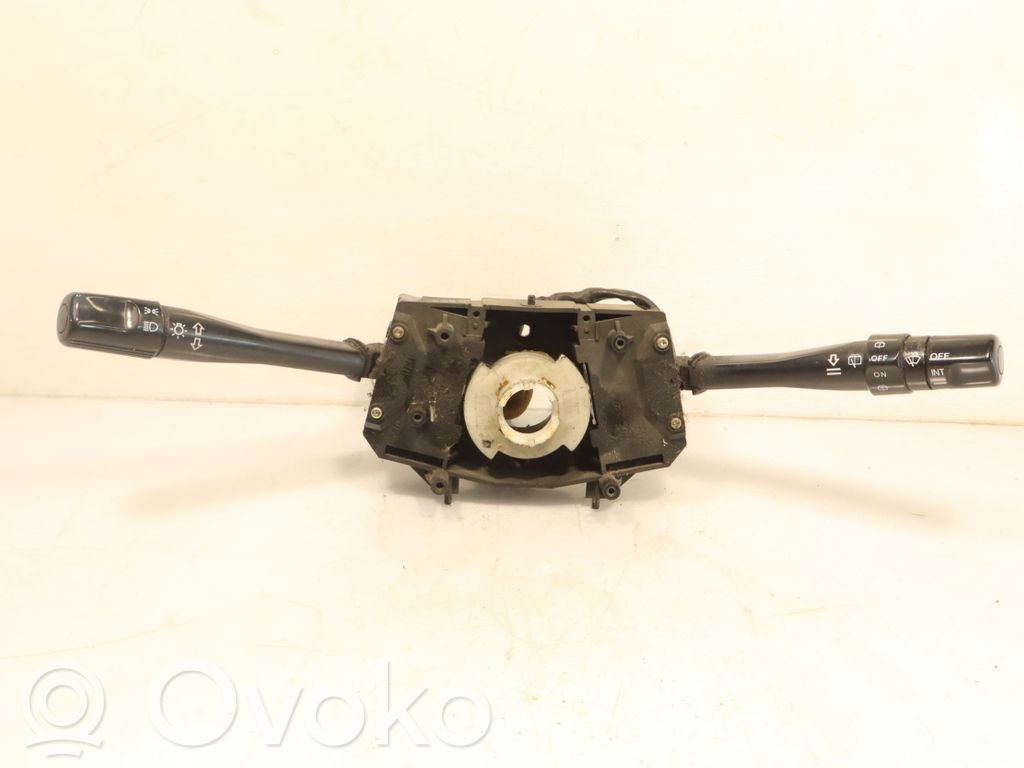 Light switch   M10239
