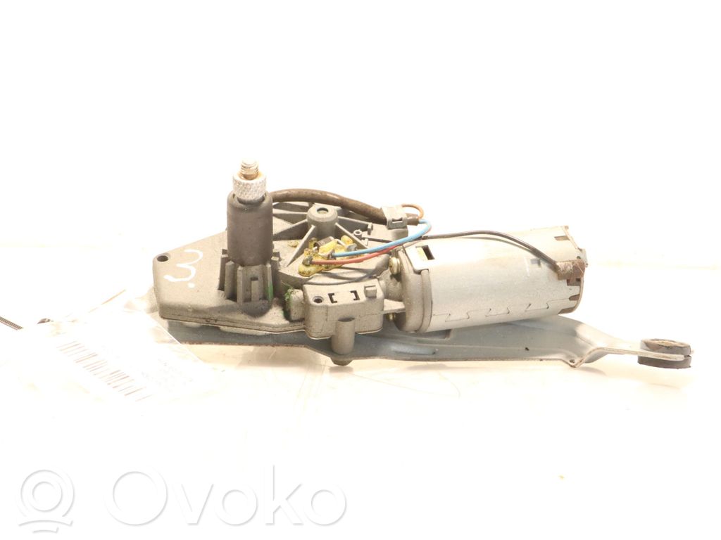 Nissan Almera N16 Moteur d'essuie-glace arrière 