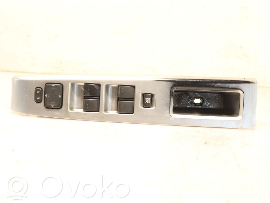 Electric window control switch   7041817