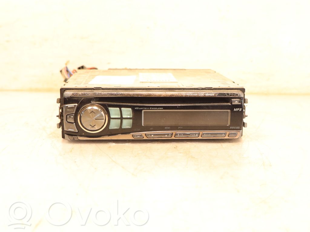 Audi A4 S4 B5 8D Verkleidung Radio / Navigation 