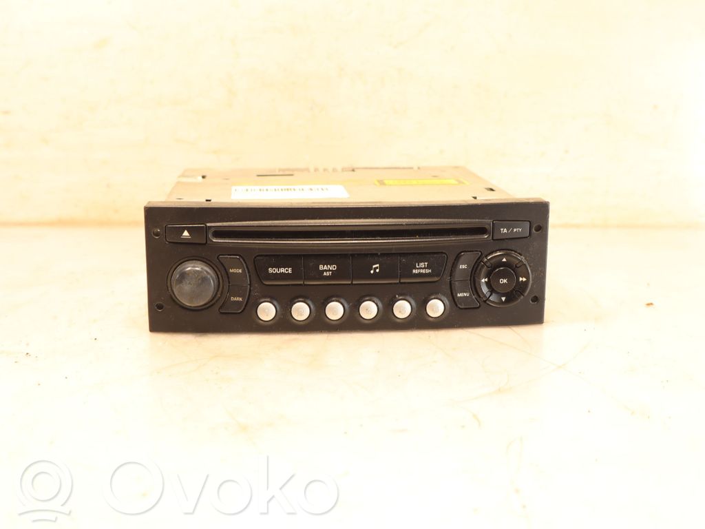 Citroen C4 I Verkleidung Radio / Navigation 