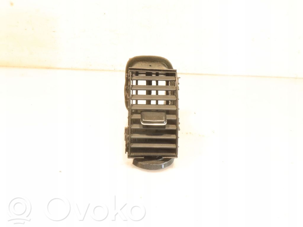 Toyota Prius (XW20) Garniture, panneau de grille d'aération latérale