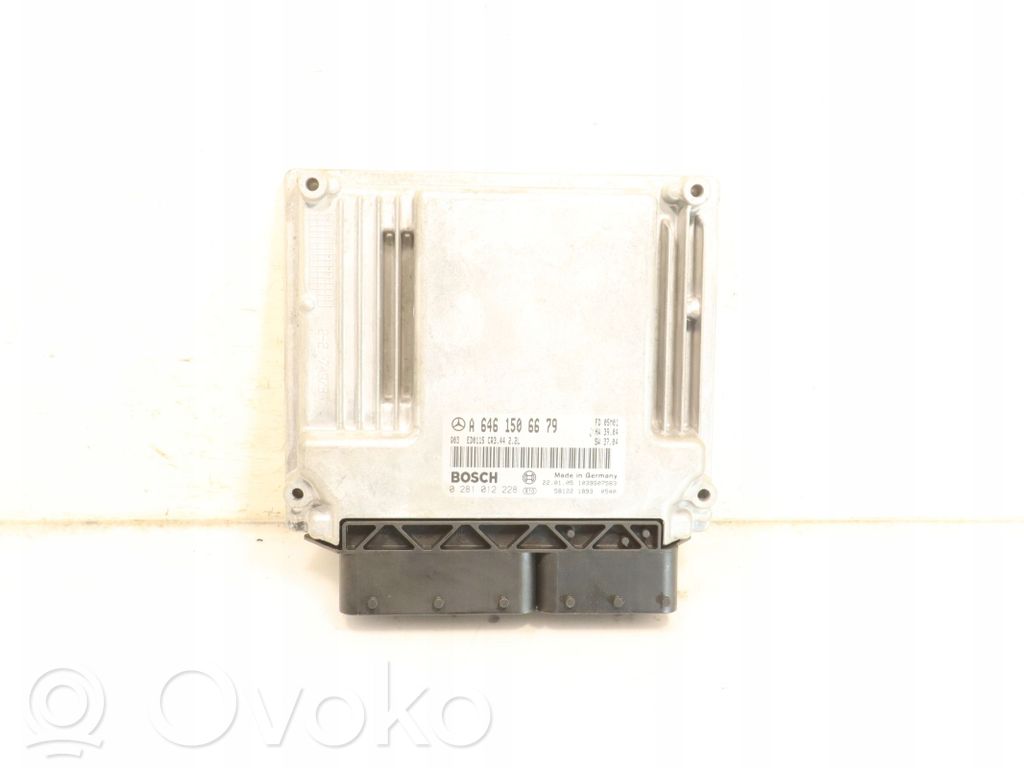 Mercedes-Benz C W203 Engine control unit/module ECU 