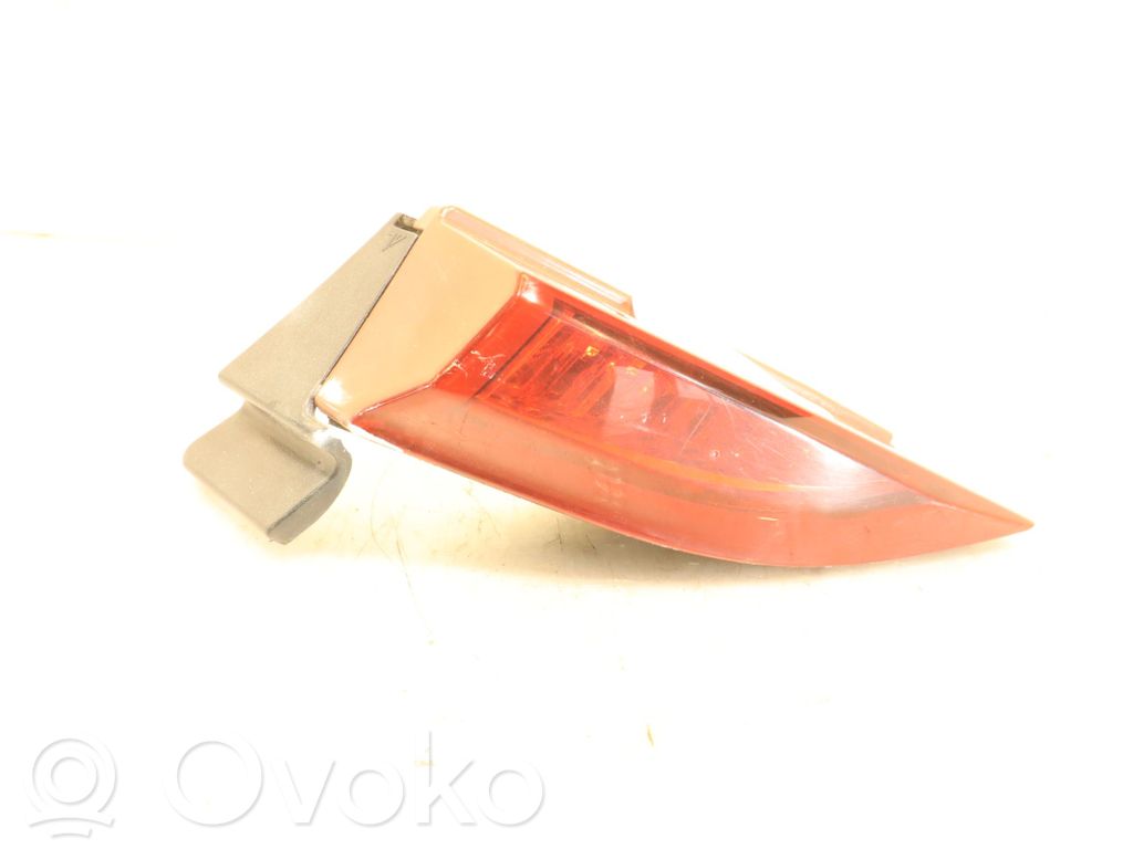 Lampa tylna