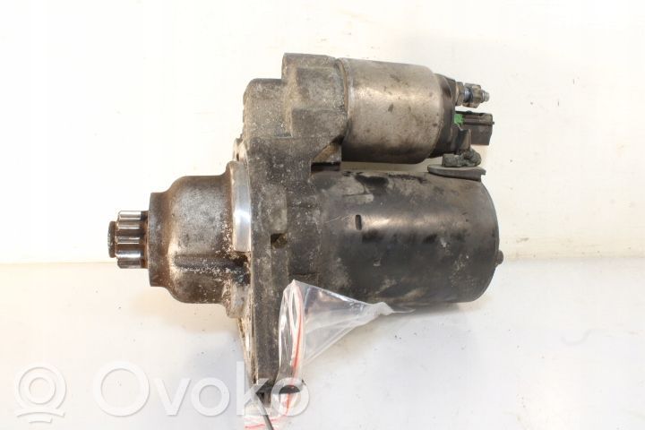 Volkswagen Touran I Motor de arranque 