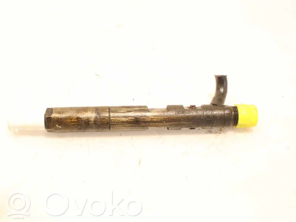 Renault Clio II Polttoainesuutin 