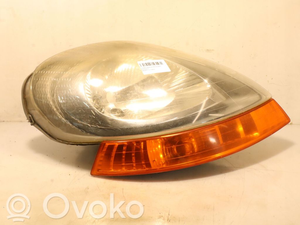 Renault Trafic II (X83) Faro/fanale