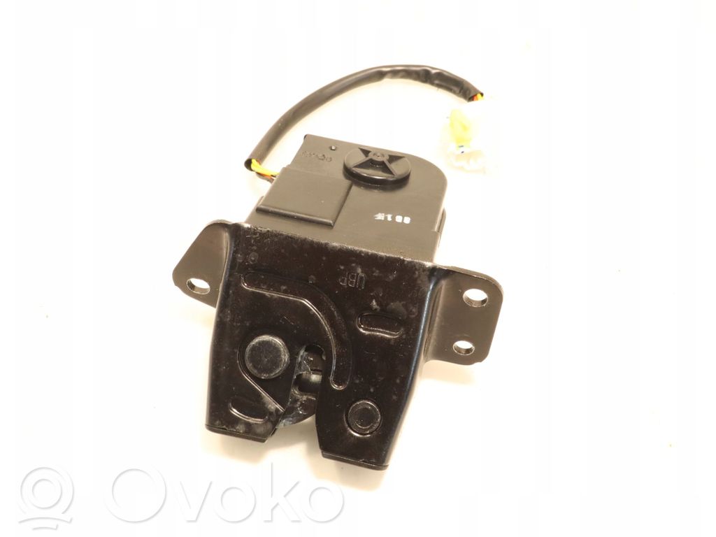 Tailgate/trunk/boot lock/catch/latch   UB2