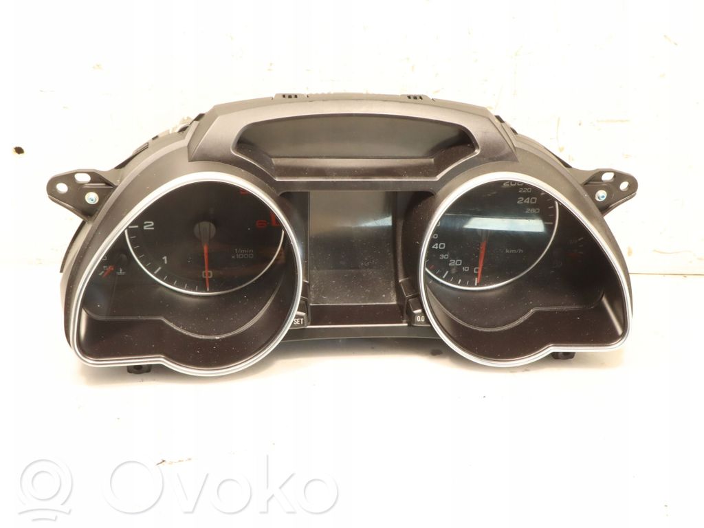Audi A5 8T 8F Ceas 