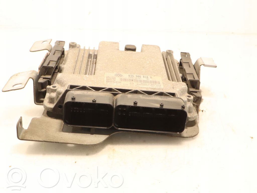 Volkswagen Golf V Engine control unit/module ECU 