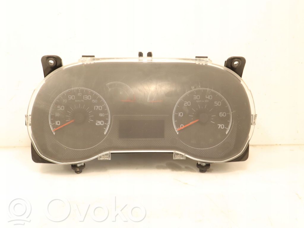 Fiat Fiorino Pulkstenis 