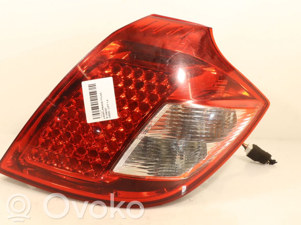 KIA Ceed Luz trasera/de freno 