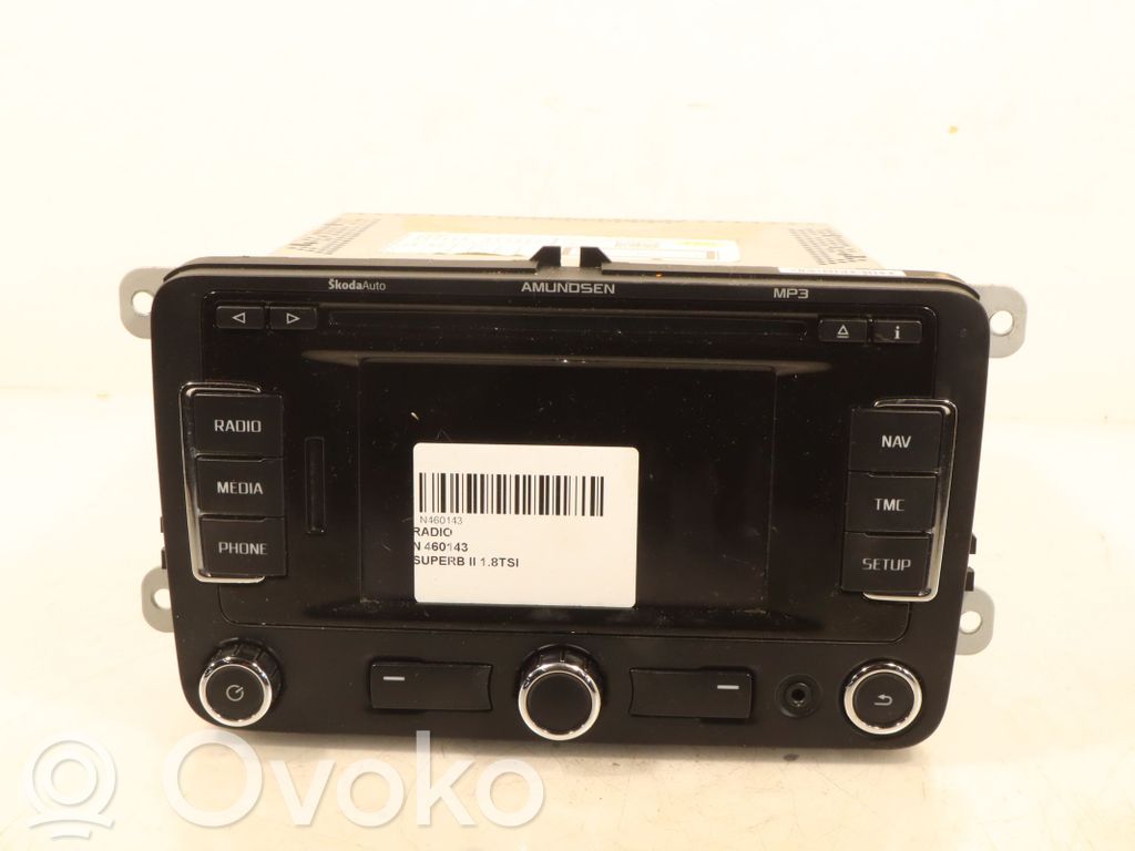 Skoda Superb B6 (3T) Konsola środkowa / Radio / GPS 