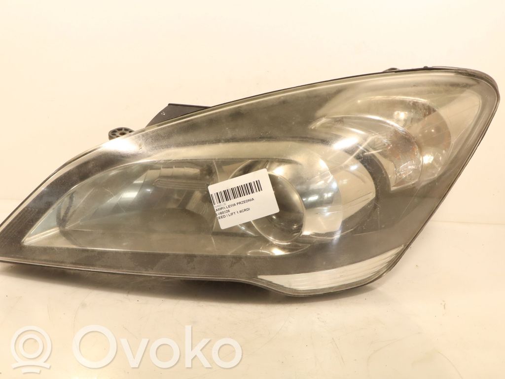 KIA Ceed Headlight/headlamp 