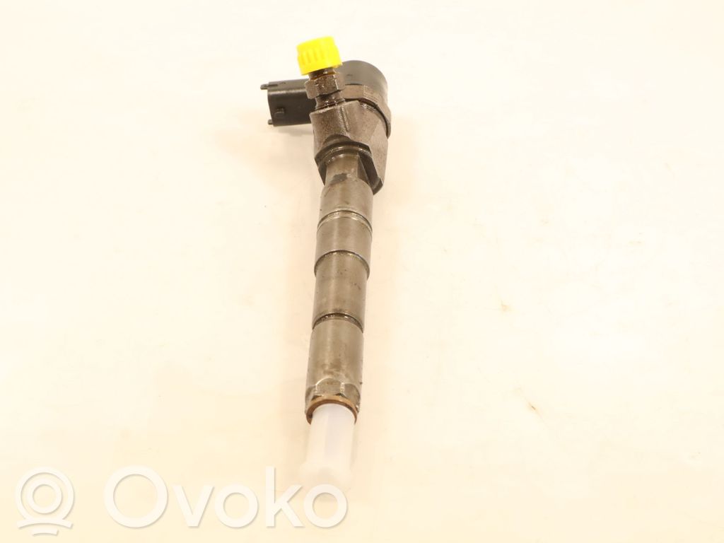 Opel Insignia A Polttoainesuutin 