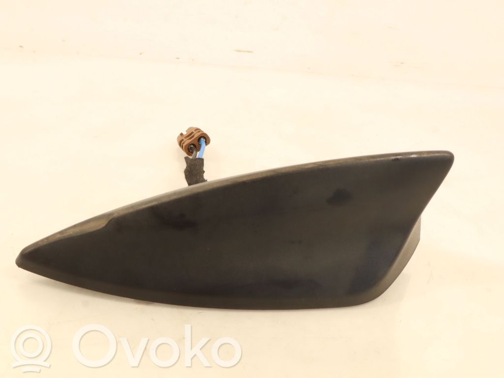 Opel Astra K Radion antenni 