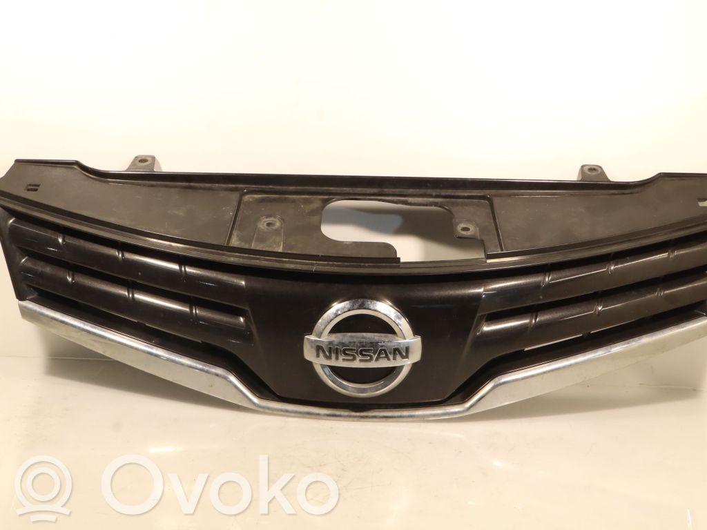 Nissan Note (E11) Rejilla delantera 