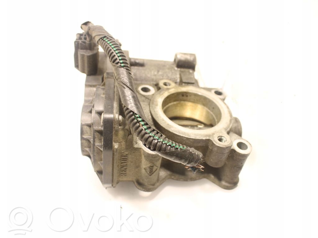 Renault Clio III Throttle body valve 