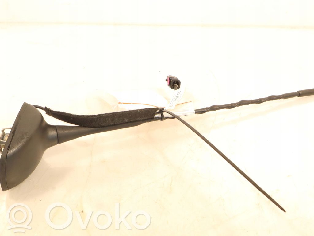 Opel Astra K Radion antenni 