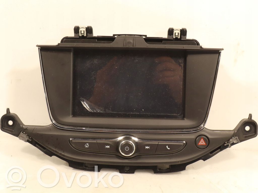 Opel Astra K Radio/GPS head unit trim 