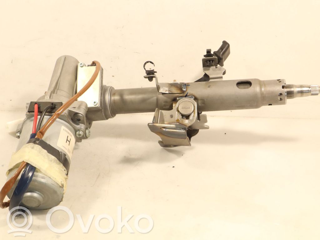 Toyota Yaris Ohjaustehostimen pumppu 