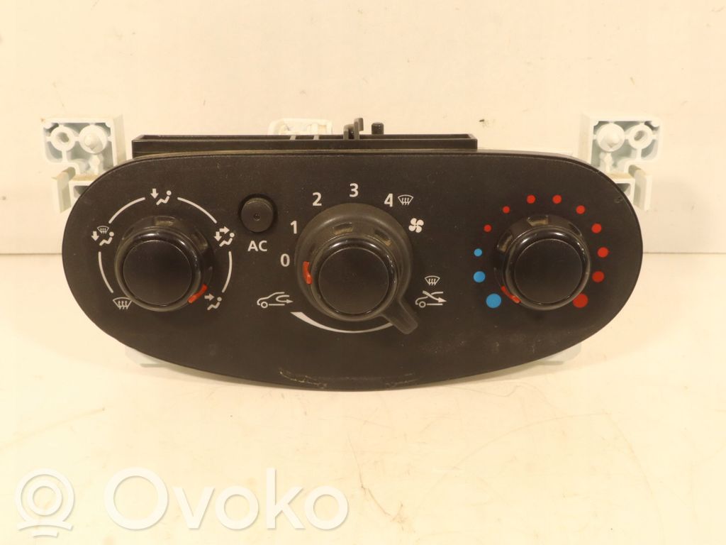 Dacia Dokker Interior fan control switch 
