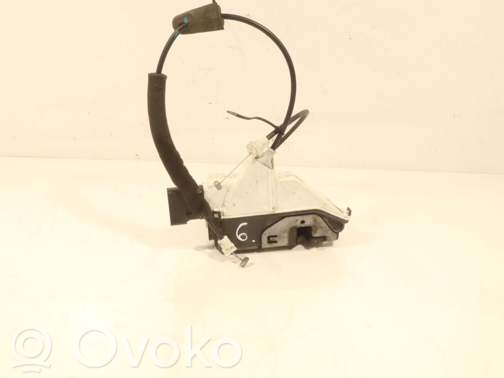 Citroen C3 Priekšpusē slēdzene 