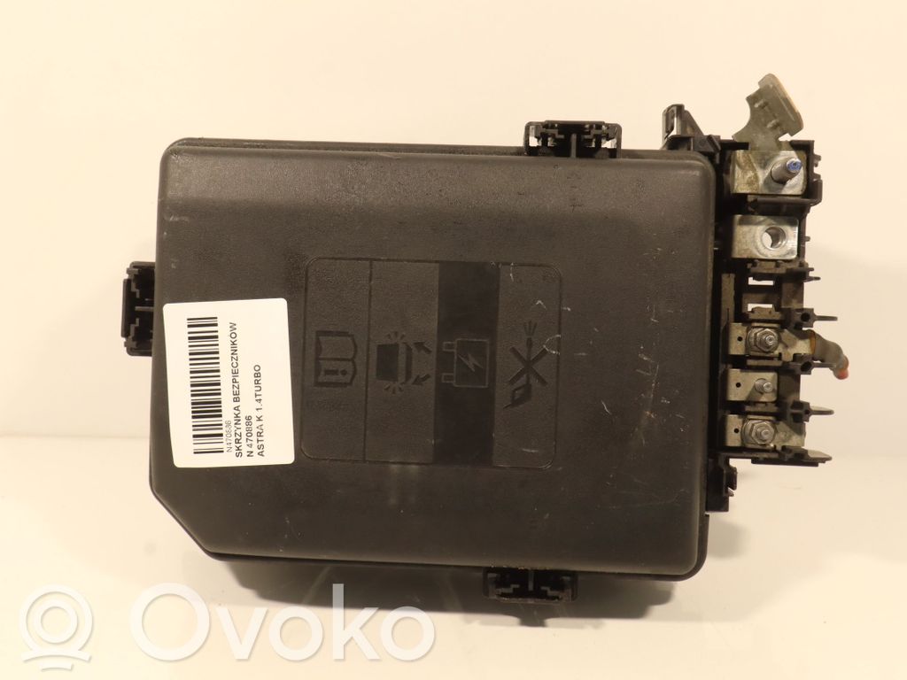 Opel Astra K Juego de caja de fusibles 