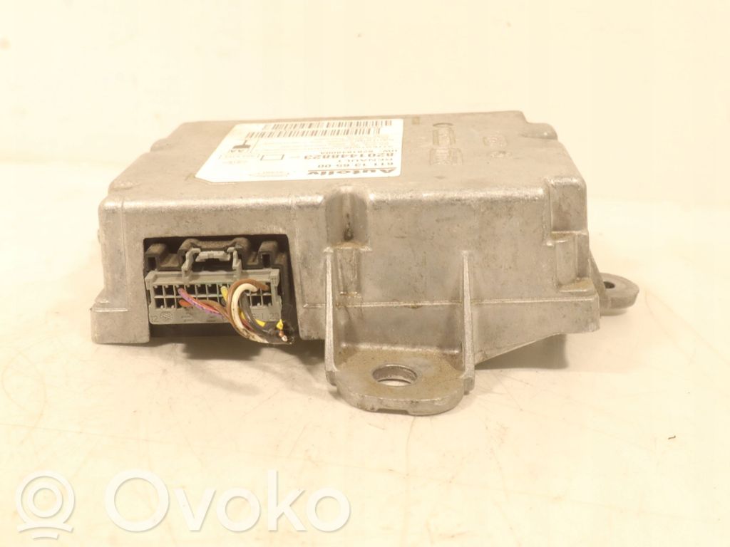 Opel Movano B Airbag control unit/module 