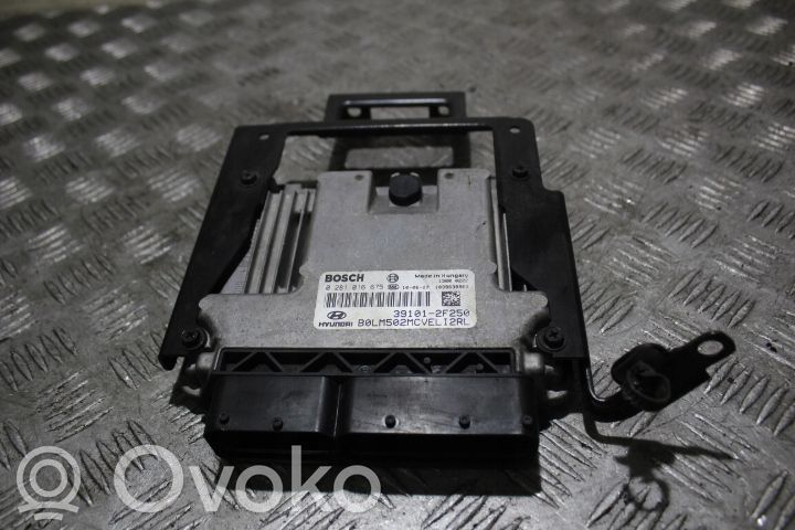 Hyundai ix35 Engine control unit/module ECU 