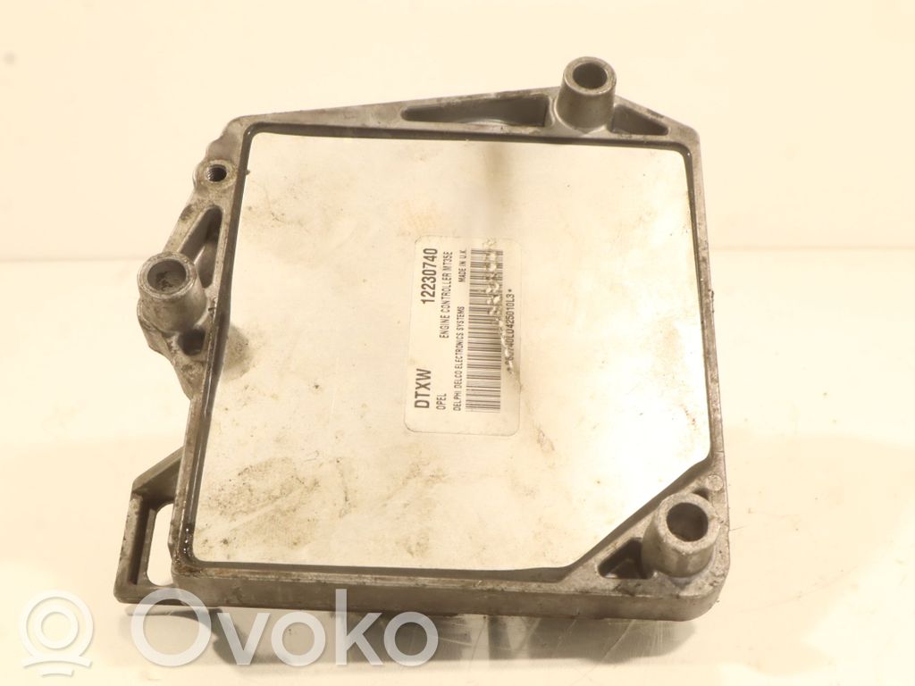 Opel Astra H Unidad de control/módulo ECU del motor 